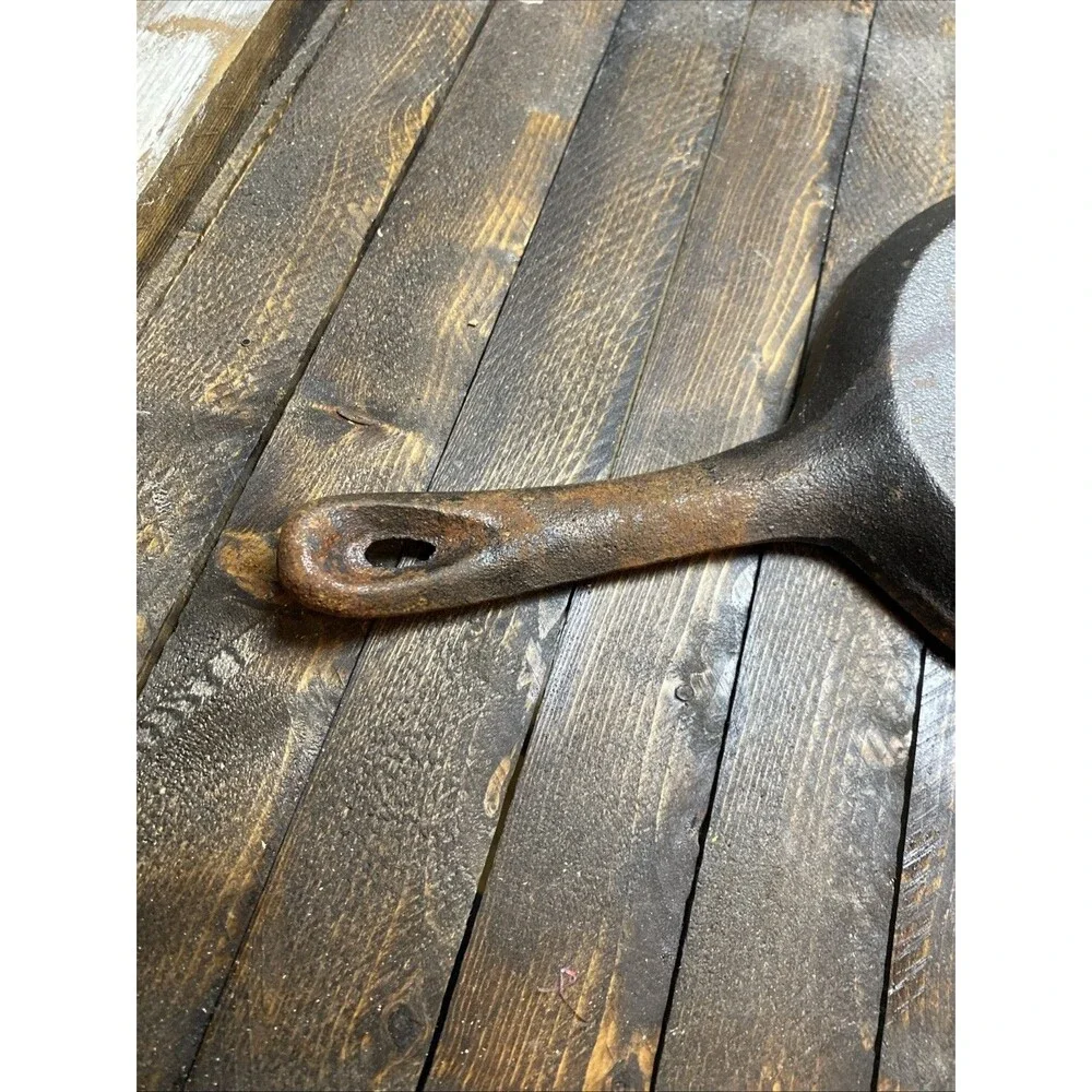 Cast Iron Oval Griddle Fajita Pan Skillet With handle 9 X 7in